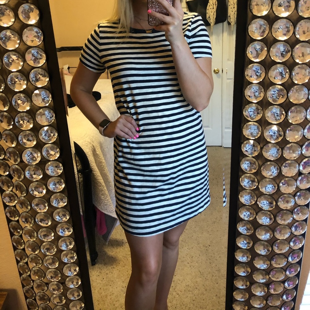 Old Navy striped t-shirt dress